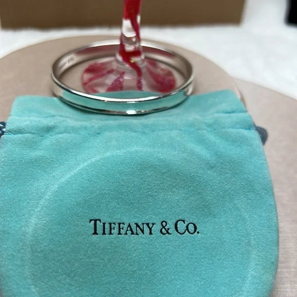 Tiffany & Co. .925 Sterling Silver Bracelet. #92 - Picture 2 of 8